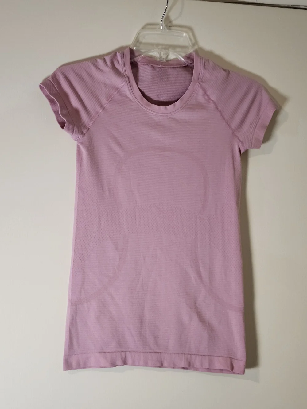 lululemon athletica Light Pink Short Sleeve Athletic Tee